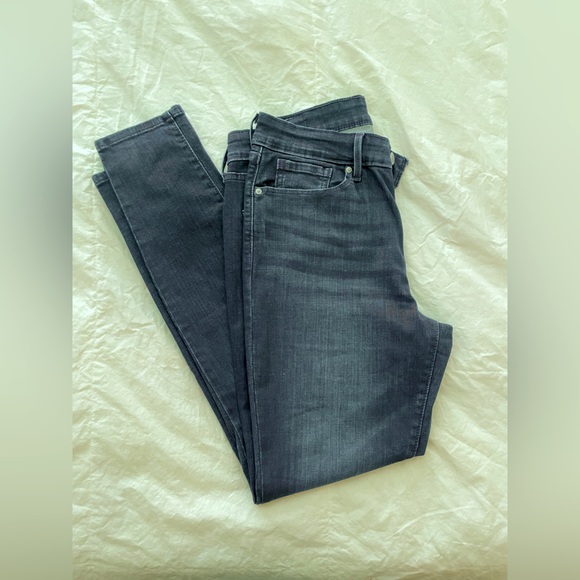 Denizen from Levi's Jeans Denizen Mid Rise Skinny Jean Poshmark